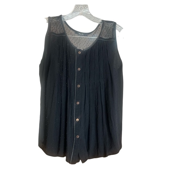 Miss Me Tops - Miss Me Flowy Lace Sleeveless Button-Up Blouse Top Black Size Small